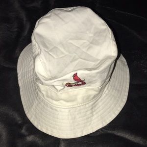 Almost new cardinals bucket hat